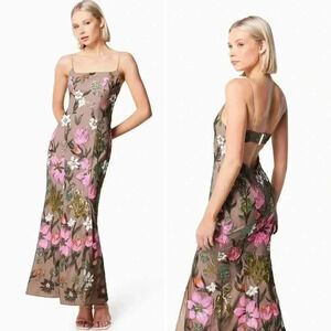 NWOT Elliatt Mesmerize Floral Sequin Maxi Dress Size Small